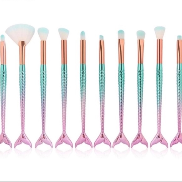 Poshmark @thegreycat Other - MERMAID OMBRÉ MAKEUP BRUSH SET